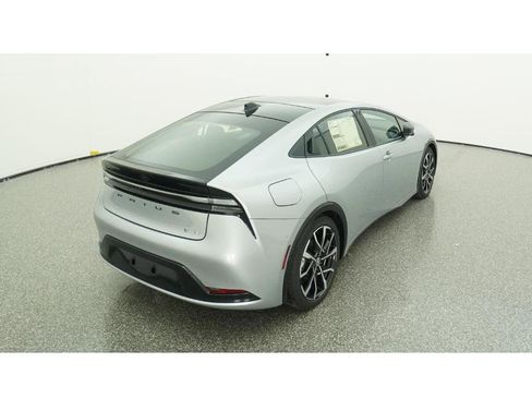 New 2026 Toyota Prius Plug-In Hybrid image 8
