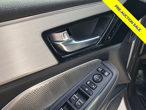 Certified 2023 Acura MDX FWD w/ Technology Package image 23