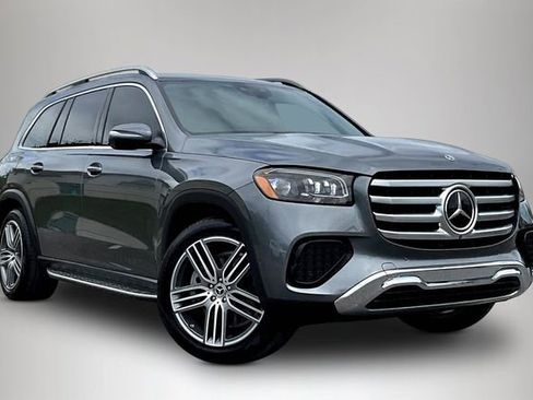 Used 2024 Mercedes-Benz GLS 450 4MATIC image 1