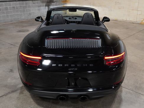 Used 2019 Porsche 911 Carrera 4 GTS image 9