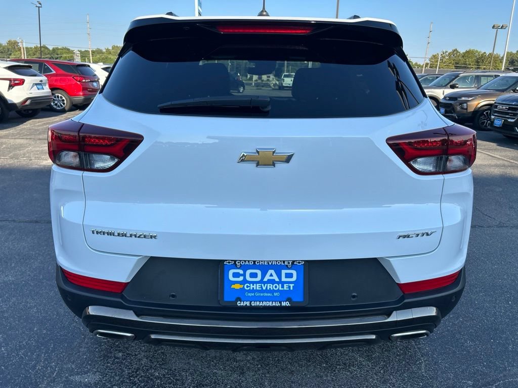 Used 2023 Chevrolet TrailBlazer ACTIV w/ Convenience Package FWD image 4