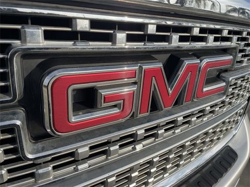 Used 2019 GMC Sierra 2500 Denali w/ Duramax Plus Package image 28
