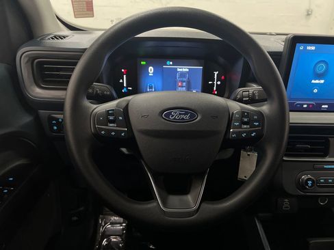 Used 2025 Ford Maverick XL FWD image 16