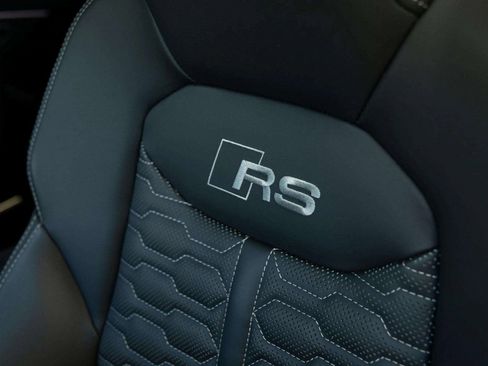 Used 2025 Audi RS Q8 performance image 23
