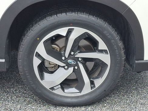 Certified 2022 Subaru Forester Touring AWD/4WD image 9