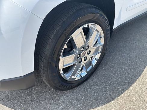 Used 2017 GMC Acadia Limited SLT AWD/4WD image 9