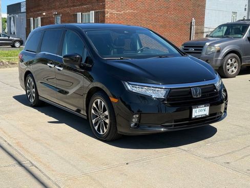 Used 2024 Honda Odyssey EX-L image 4