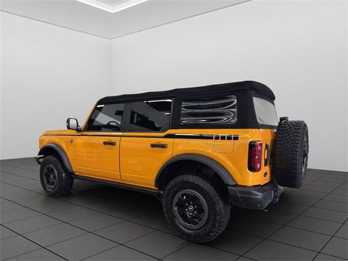 Used 2021 Ford Bronco Badlands image 4