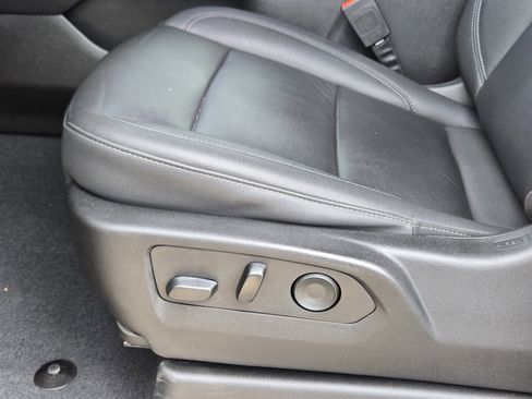 Used 2023 Chevrolet Tahoe Z71 w/ Z71 Off-Road Package image 26