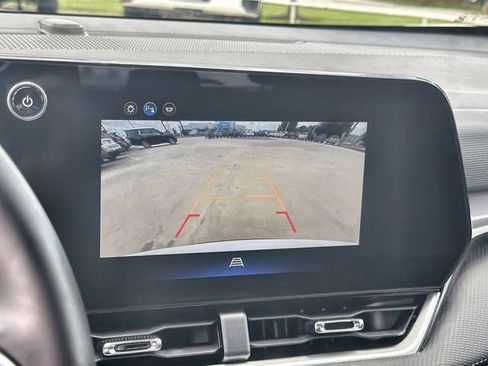 Used 2026 Chevrolet Equinox LT FWD image 14