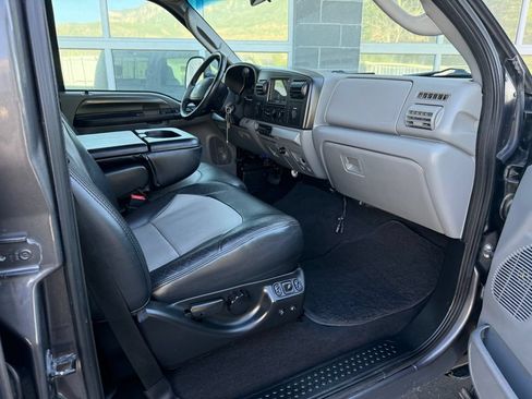 Used 2006 Ford F350 XLT AWD/4WD image 44