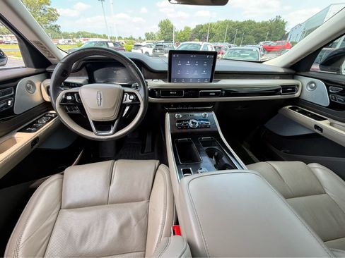 Used 2023 Lincoln Aviator Reserve w/ Equipment Group 201A AWD/4WD image 11