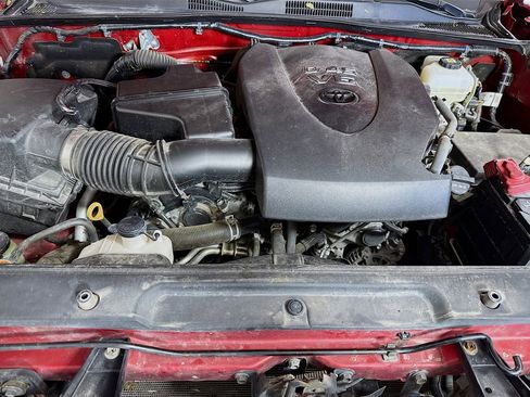 Used 2021 Toyota Tacoma TRD Off-Road image 36