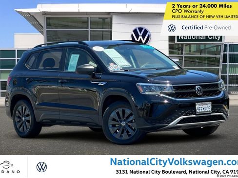 Used 2023 Volkswagen Taos S FWD image 1