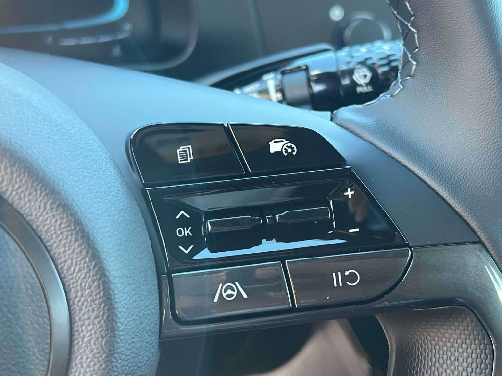 New 2026 Hyundai Elantra SEL Sport FWD image 19
