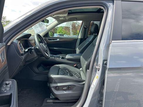 New 2026 Volkswagen Atlas SE FWD image 15