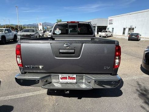 Used 2021 Nissan Frontier SV image 5