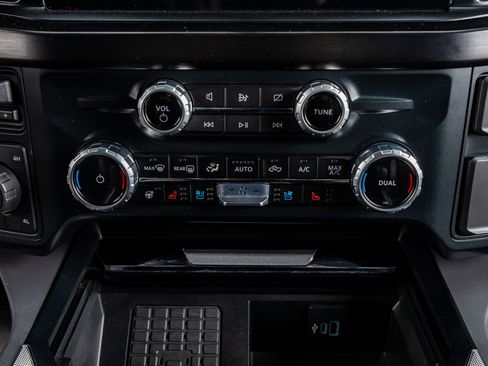 Used 2023 Ford F450 Lariat w/ Lariat Ultimate Package image 27