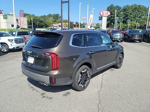 Certified 2025 Kia Telluride S AWD/4WD image 7