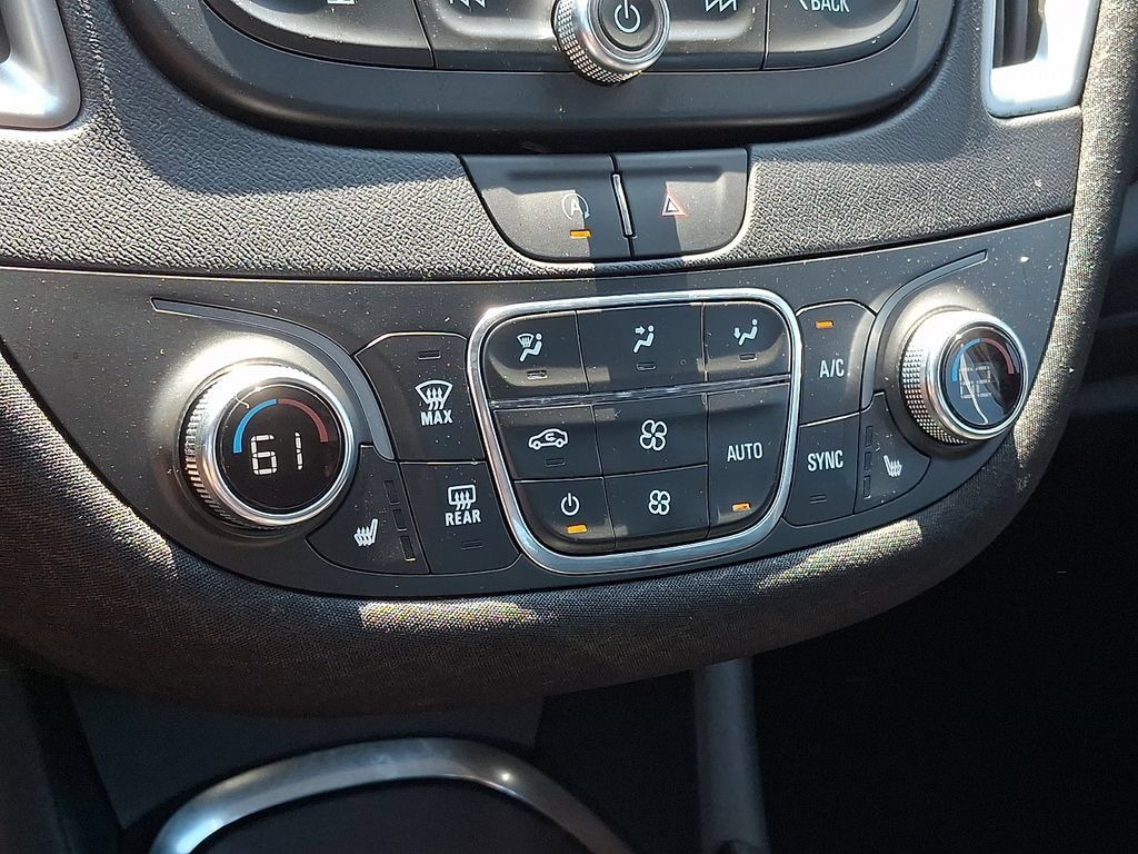 Used 2025 Chevrolet Malibu LT FWD image 15
