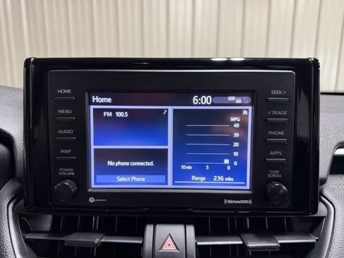Used 2021 Toyota RAV4 LE FWD image 36