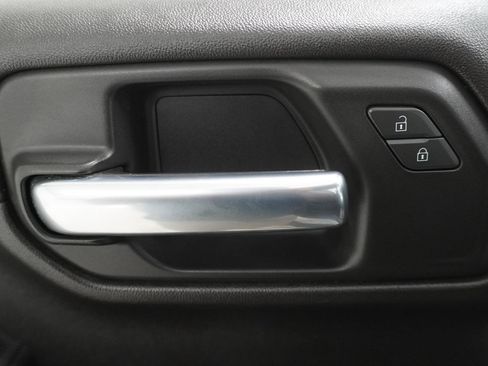 Used 2026 Chevrolet Silverado 1500 Custom RWD image 19