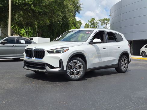 Used 2023 BMW X1 xDrive28i w/ Premium Package AWD/4WD image 1