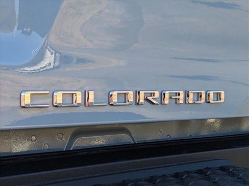 New 2026 Chevrolet Colorado W/T image 17