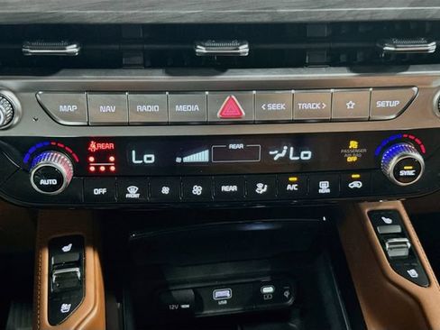 Used 2024 Kia Telluride EX X-Line AWD/4WD image 16