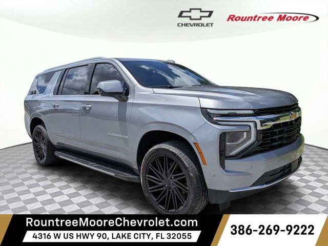 Used 2025 Chevrolet Suburban LS AWD/4WD image 1