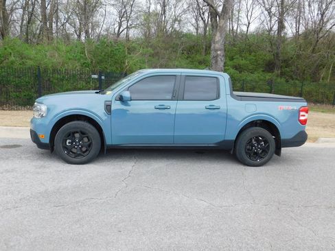 Used 2022 Ford Maverick Lariat w/ Lariat Luxury Package image 2