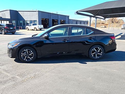 Used 2024 Nissan Sentra SV image 4