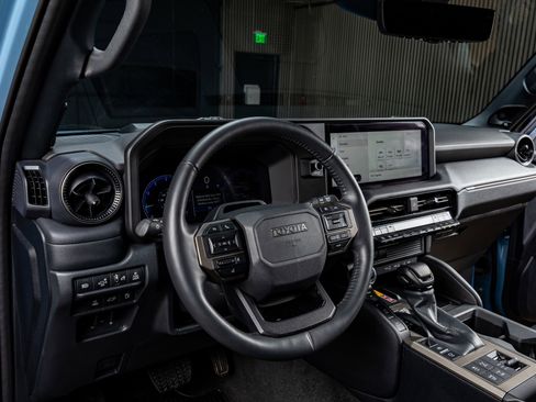 Used 2025 Toyota Land Cruiser w/ Premium Package image 14