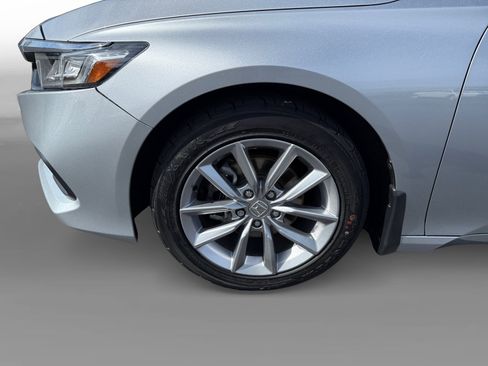 Certified 2021 Honda Accord LX image 9