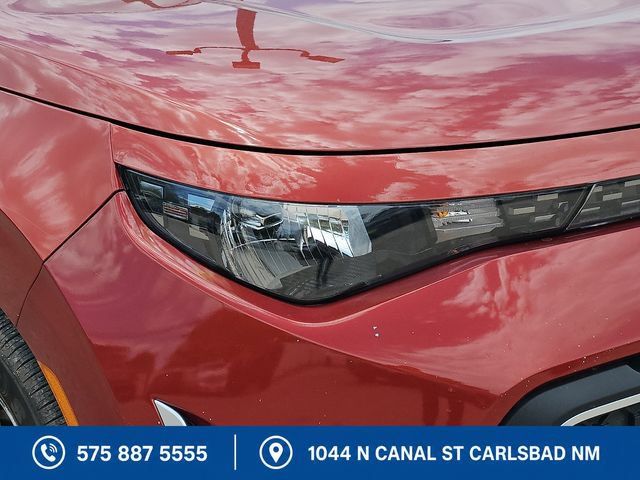 Used 2023 Kia Soul LX w/ Option Group 015 FWD image 8