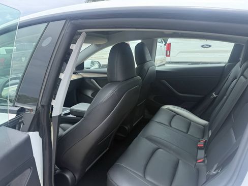 Used 2023 Tesla Model 3 Standard Range RWD image 12