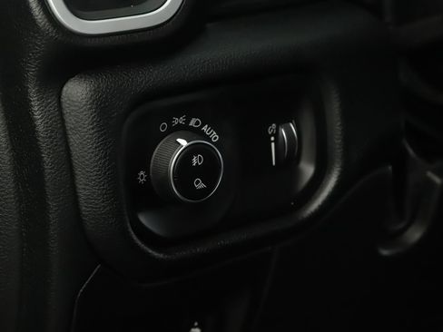 Used 2022 RAM 1500 Big Horn image 7