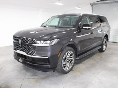 New 2027 Lincoln Navigator L Premier