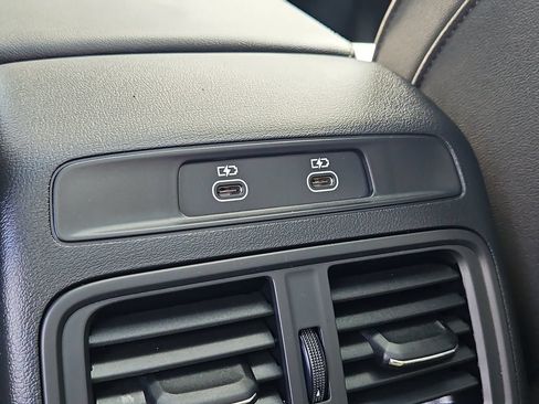 Certified 2025 Audi Q5 Premium w/ Convenience Package AWD/4WD image 31