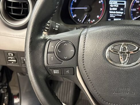 Used 2018 Toyota RAV4 XLE w/ Plus Extra Value Package AWD/4WD image 12