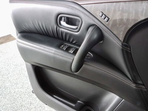 Used 2022 Nissan Armada Platinum image 24