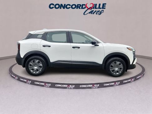 Certified 2025 Nissan Kicks S AWD/4WD image 8
