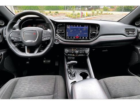 Used 2025 Dodge Durango GT AWD/4WD image 15