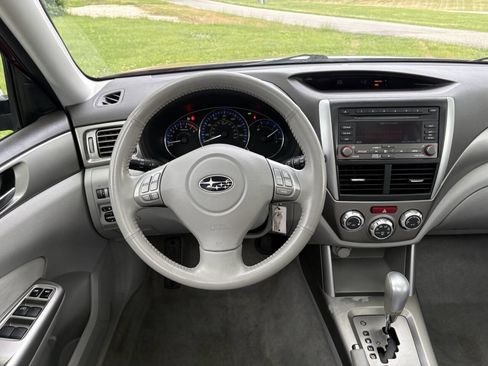 Used 2010 Subaru Forester 2.5X Limited AWD/4WD image 17