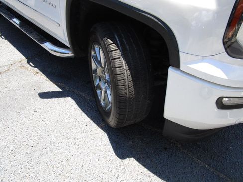 Used 2016 GMC Sierra 1500 Denali AWD/4WD image 37