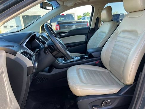 Used 2016 Ford Edge SEL w/ Equipment Group 201A AWD/4WD image 3