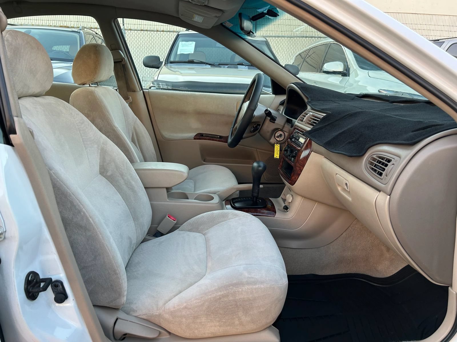 Used 2000 Mitsubishi Galant ES FWD image 20