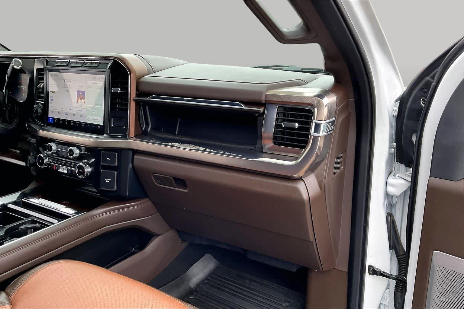 Used 2024 Ford F250 King Ranch w/ Chrome Package AWD/4WD image 17