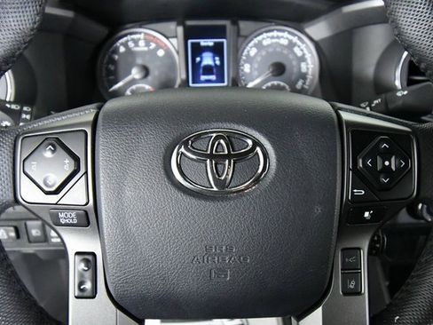 Used 2023 Toyota Tacoma TRD Off-Road image 2
