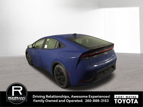 New 2026 Toyota Prius LE FWD image 9